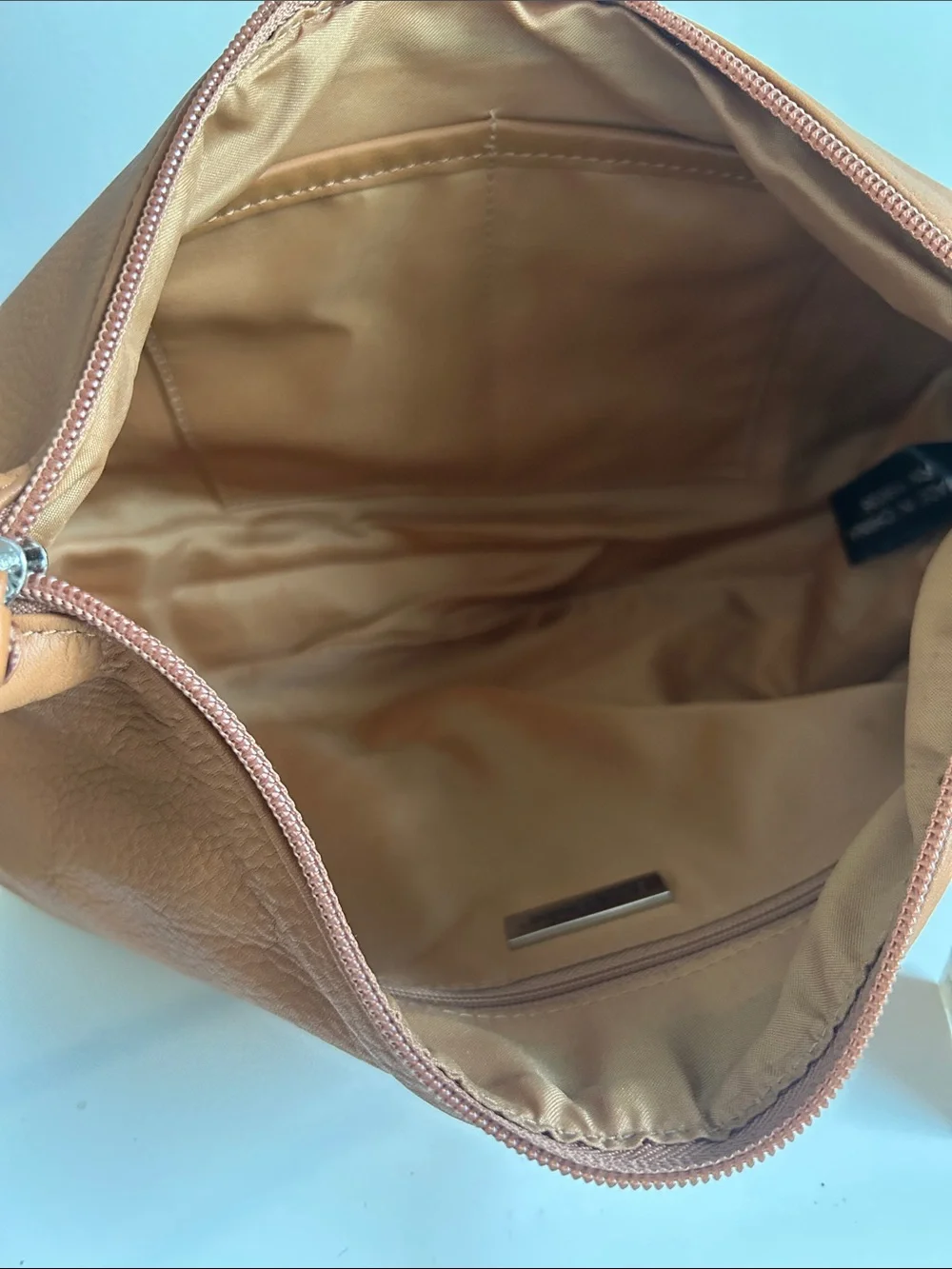 NWT Gianni Bernini Leather Hobo Shoulder Bag in Camel Tan